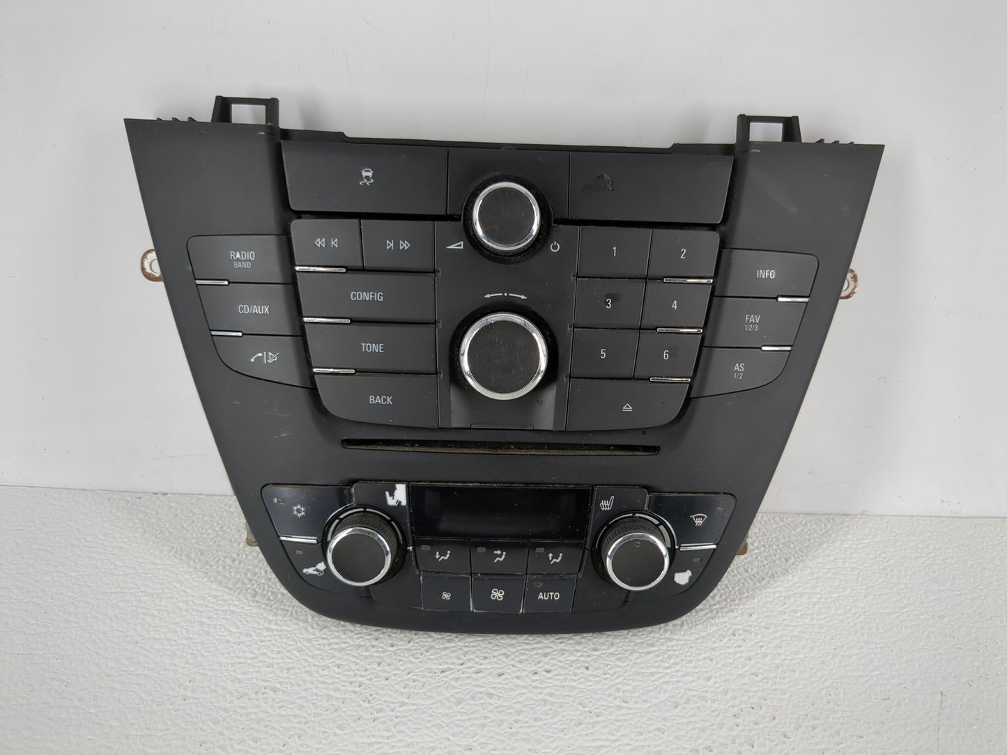 2011-2012 Buick Regal Radio AM FM Cd Player Receiver Replacement P/N:13273259 Fits Fits 2011 2012 OEM Used Auto Parts - Oemu
