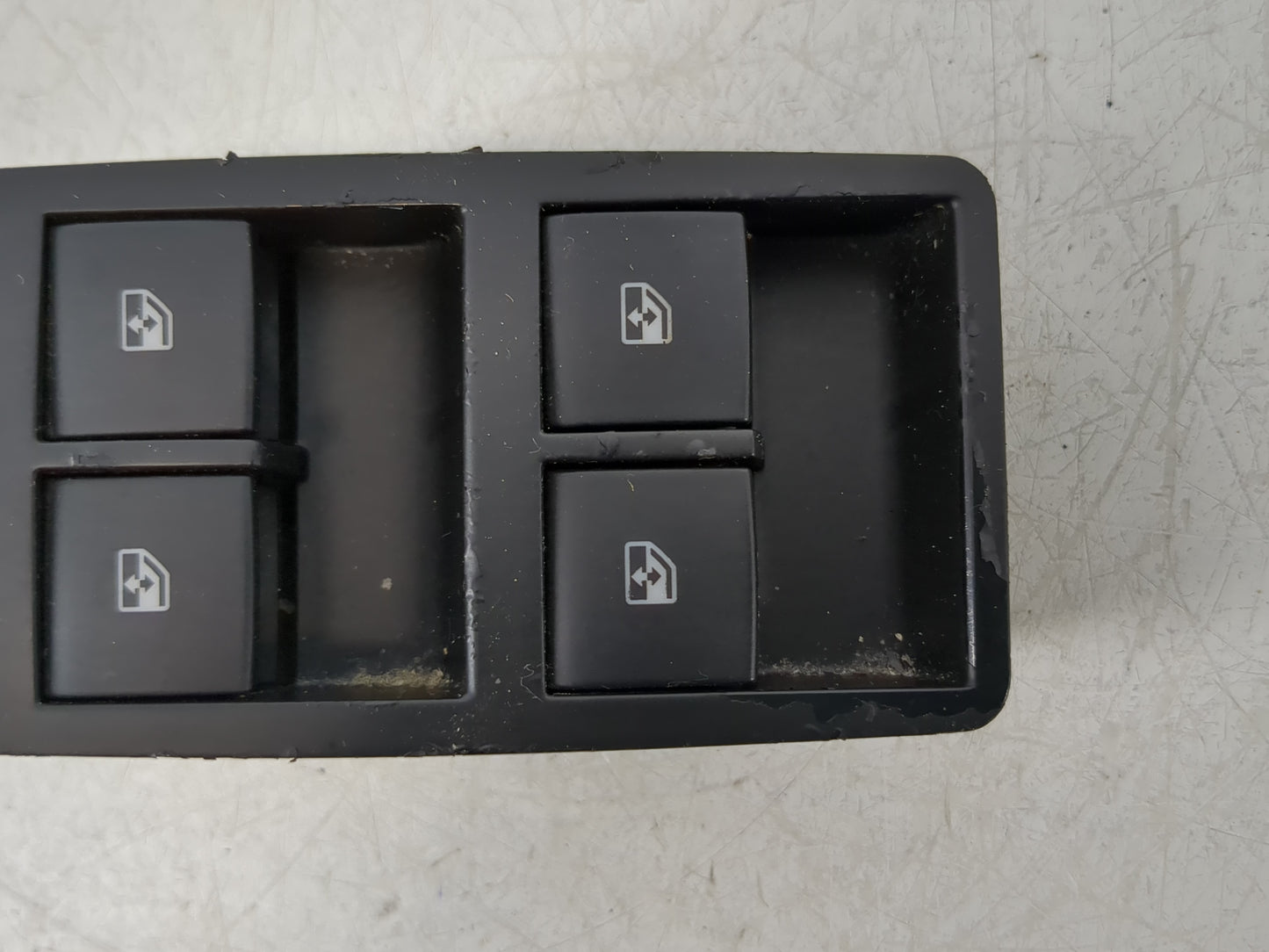 2011 Buick Regal Master Power Window Switch Replacement Driver Side Left P/N:13222224 Fits Fits 2012 OEM Used Auto Parts - O