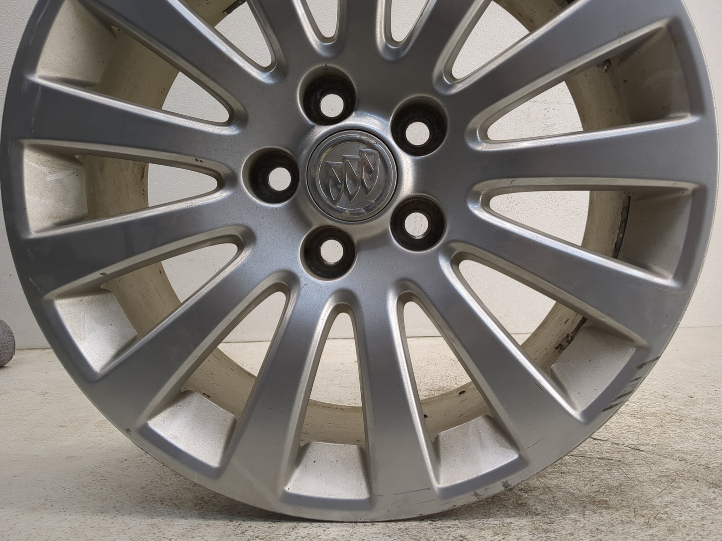 2011-2013 Buick Regal Oem Wheel Rim - Oemusedautoparts1.com