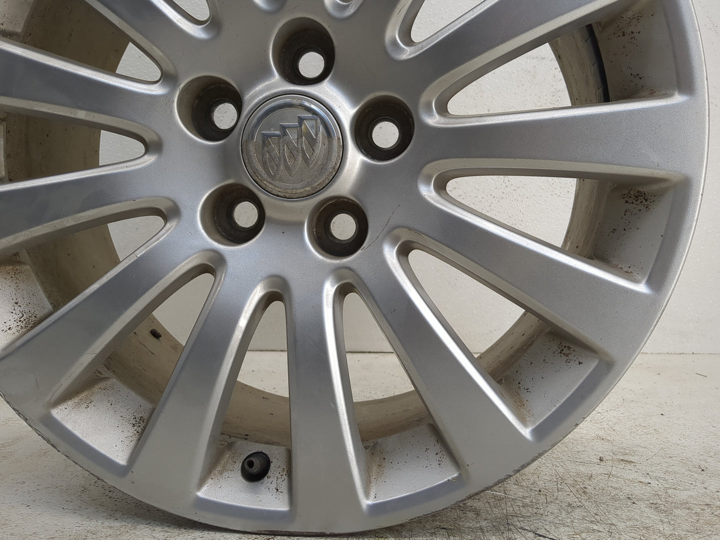 2011-2013 Buick Regal Oem Wheel Rim - Oemusedautoparts1.com