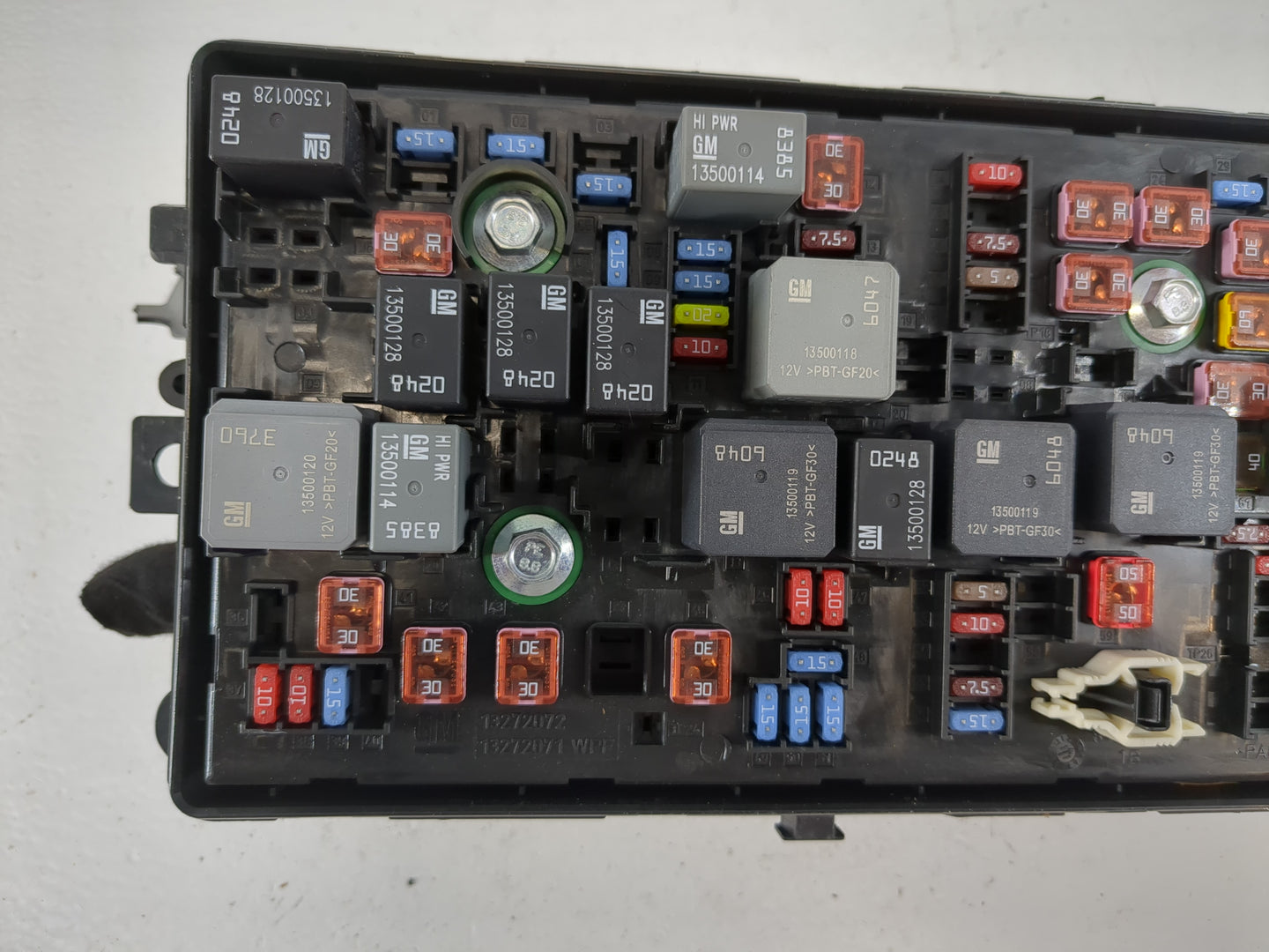 2011 Buick Regal Fusebox Fuse Box Panel Relay Module P/N:13343935 Fits OEM Used Auto Parts - Oemusedautoparts1.com