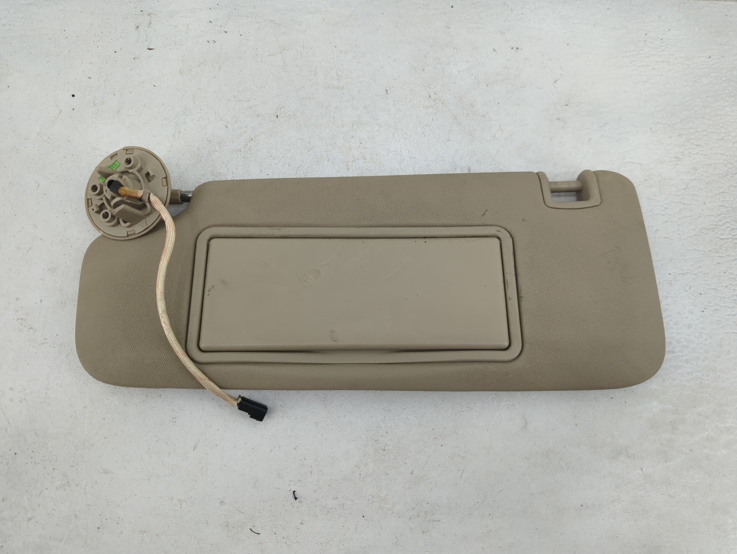 2011-2015 Buick Regal Sun Visor Shade Replacement Driver Left Mirror Fits Fits 2011 2012 2013 2014 2015 OEM Used Auto Parts 