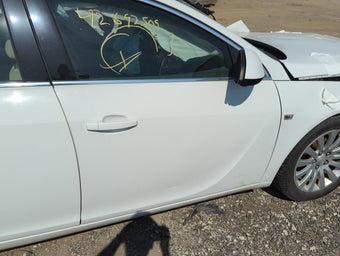compare product 2011-2011 Buick Regal Passenger Front Door Oem