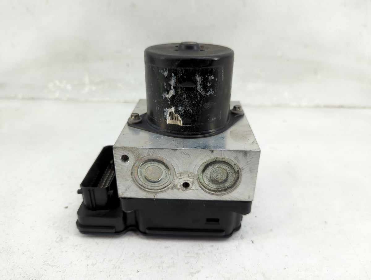 2011 Buick Regal Anti-Lock Brake ABS Pump Module Actuator OEM P/N:22757649 Fits OEM Used Auto Parts - Oemusedautoparts1.com