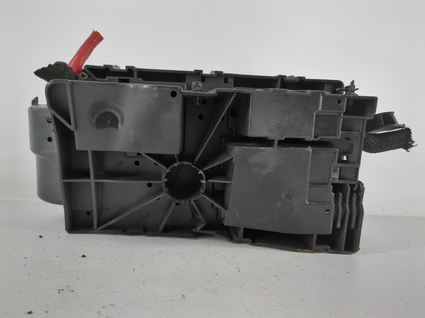 2011 Buick Regal Fusebox Fuse Box Panel Relay Module P/N:13343935 Fits OEM Used Auto Parts - Oemusedautoparts1.com