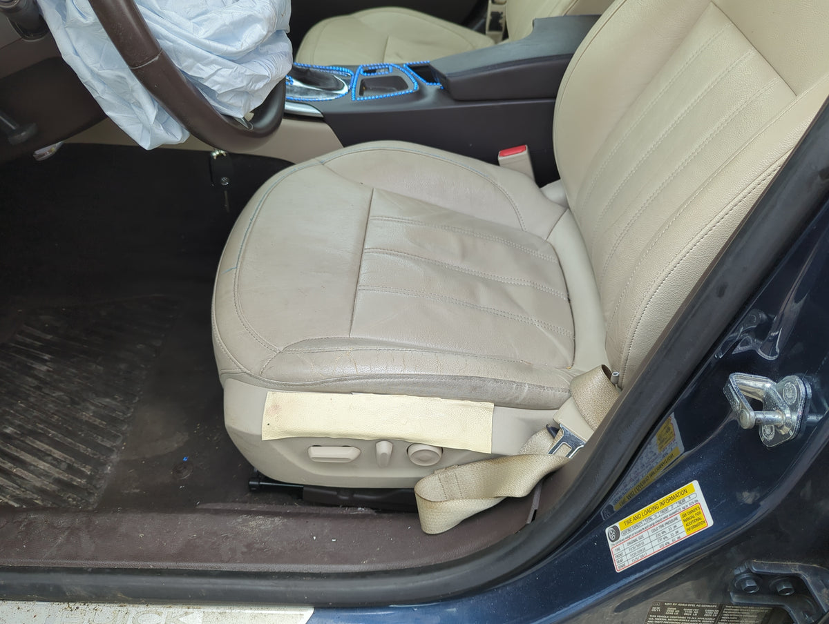 2011-2011 Buick Regal Driver Front Seat Oem - Oemusedautoparts1.com