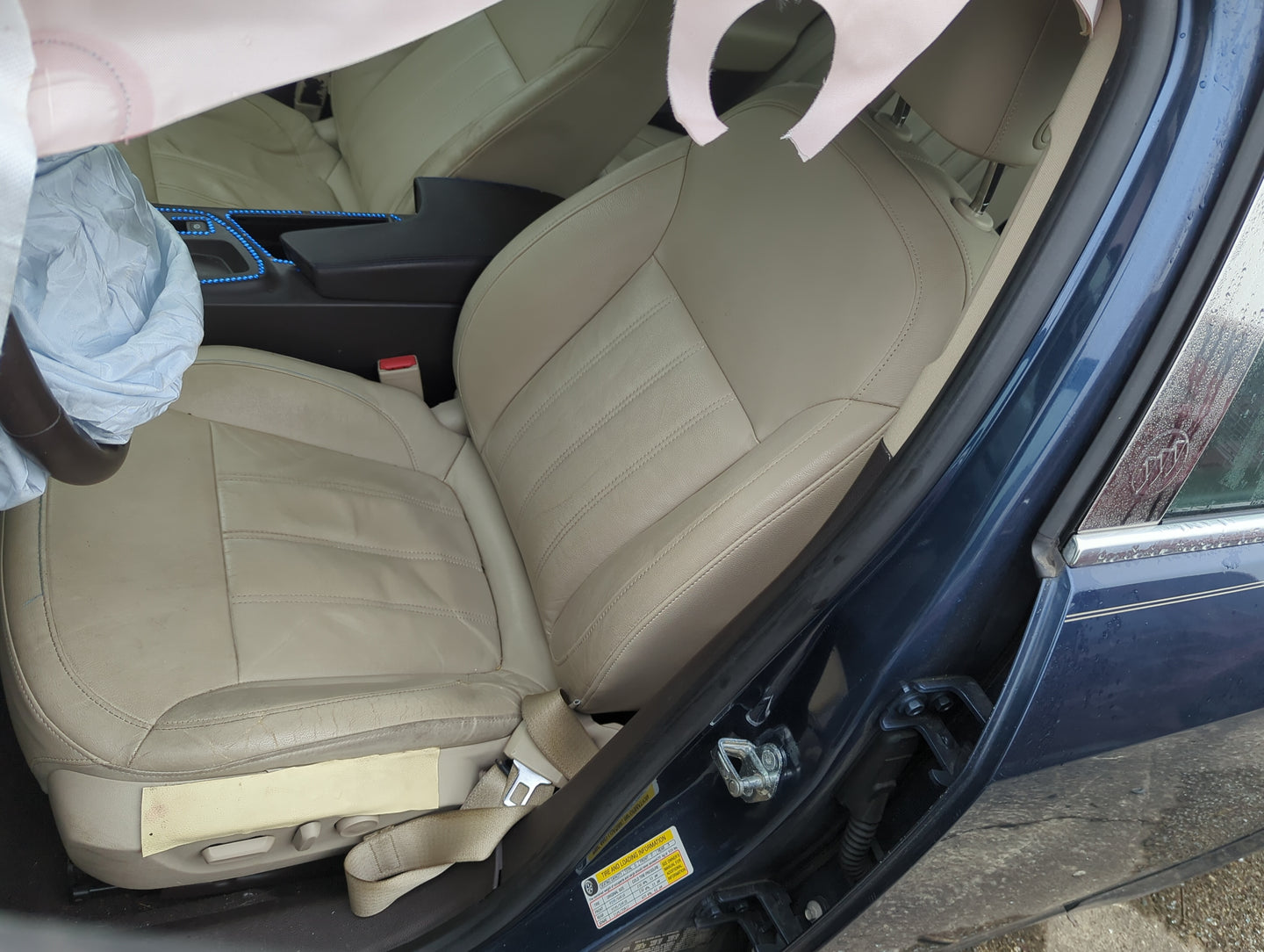 2011-2011 Buick Regal Driver Front Seat Oem - Oemusedautoparts1.com