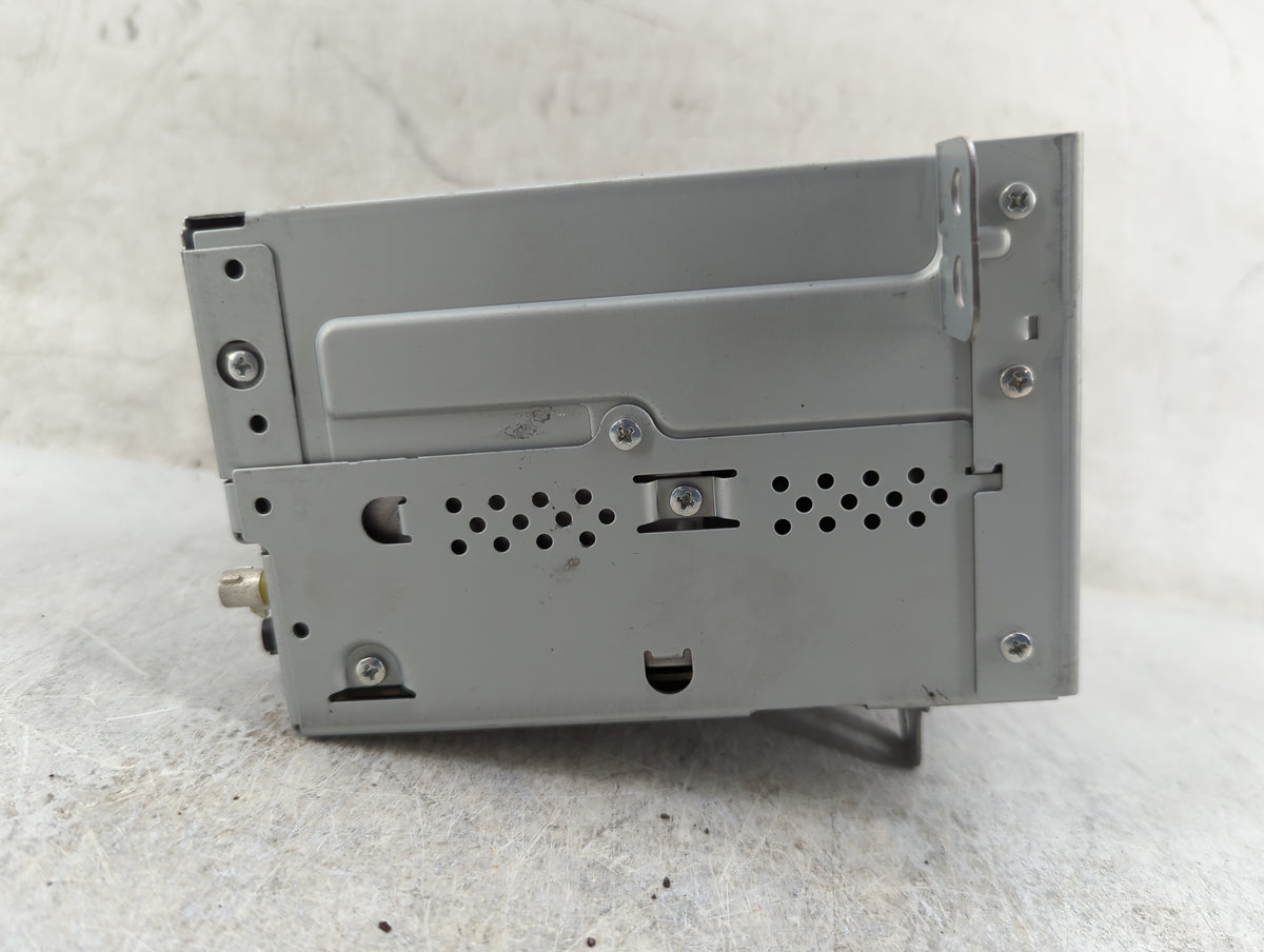 2011-2012 Buick Regal Radio AM FM Cd Player Receiver Replacement P/N:20983517 Fits Fits 2010 2011 2012 OEM Used Auto Parts -