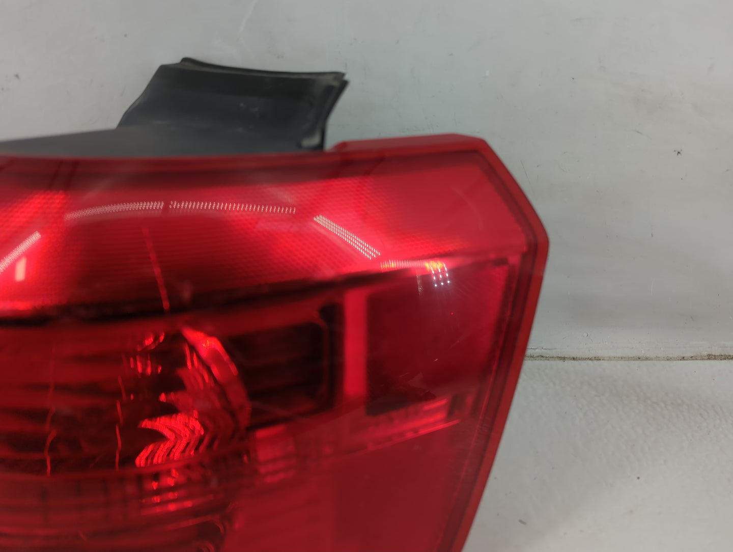 2011-2013 Buick Regal Tail Light Assembly Passenger Right OEM Fits Fits 2011 2012 2013 OEM Used Auto Parts - Oemusedautopart