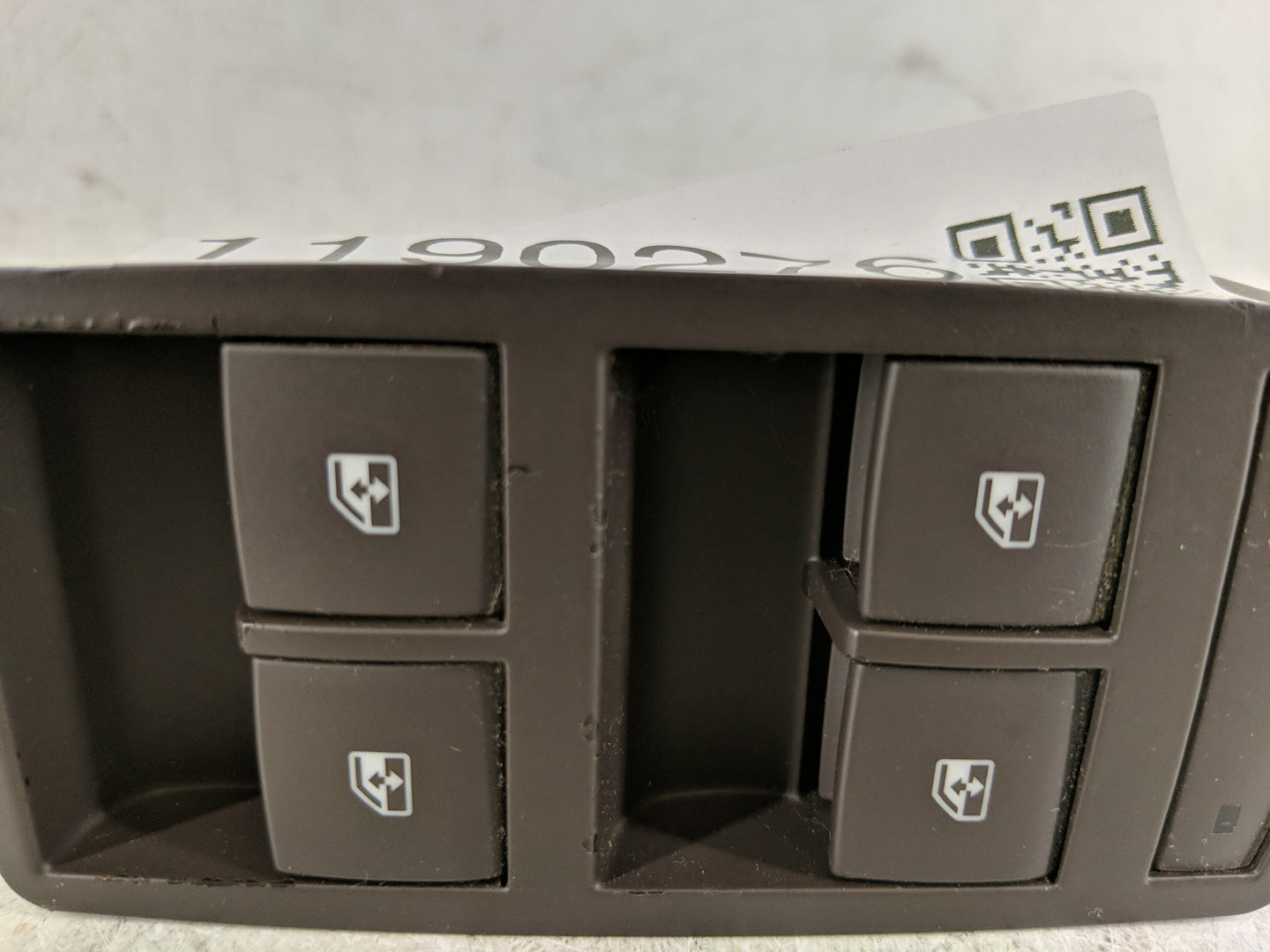 2011 Buick Regal Master Power Window Switch Replacement Driver Side Left P/N:13320973 Fits Fits 2012 OEM Used Auto Parts - O