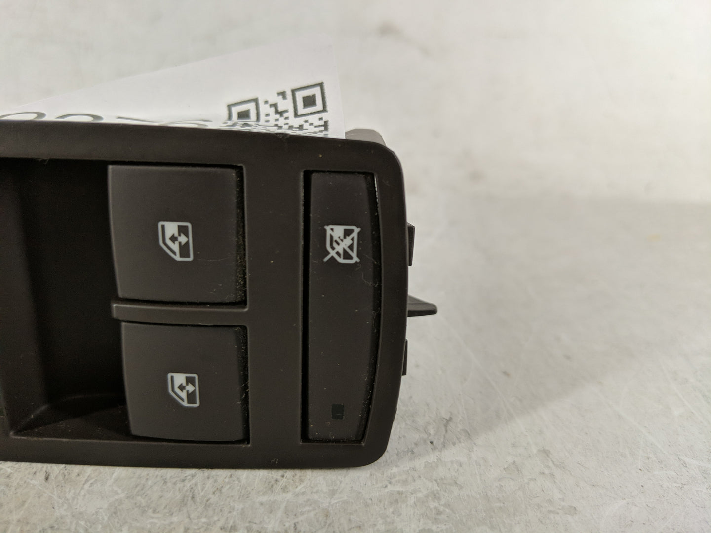 2011 Buick Regal Master Power Window Switch Replacement Driver Side Left P/N:13320973 Fits Fits 2012 OEM Used Auto Parts - O