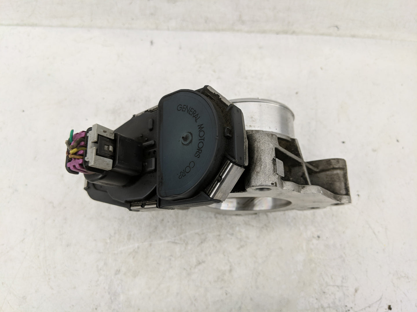 2011 Buick Regal Throttle Body Fits Fits 2007 2008 2009 2010 OEM Used Auto Parts - Oemusedautoparts1.com