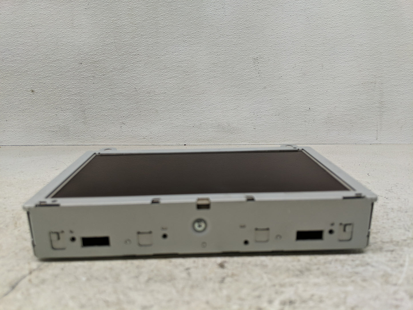 2011-2011 Buick Regal Information Display Screen - Oemusedautoparts1.com