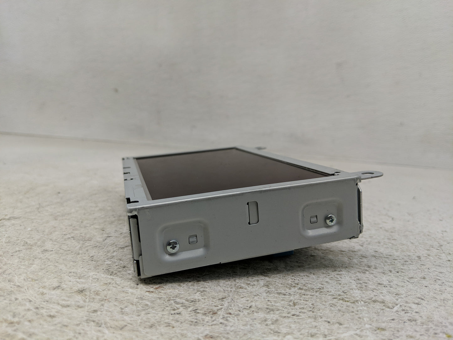 2011-2011 Buick Regal Information Display Screen - Oemusedautoparts1.com