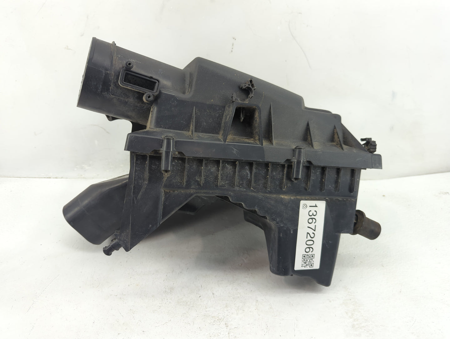 2011 Buick Regal Air Cleaner Intake-duct Hose Tube - Oemusedautoparts1.com