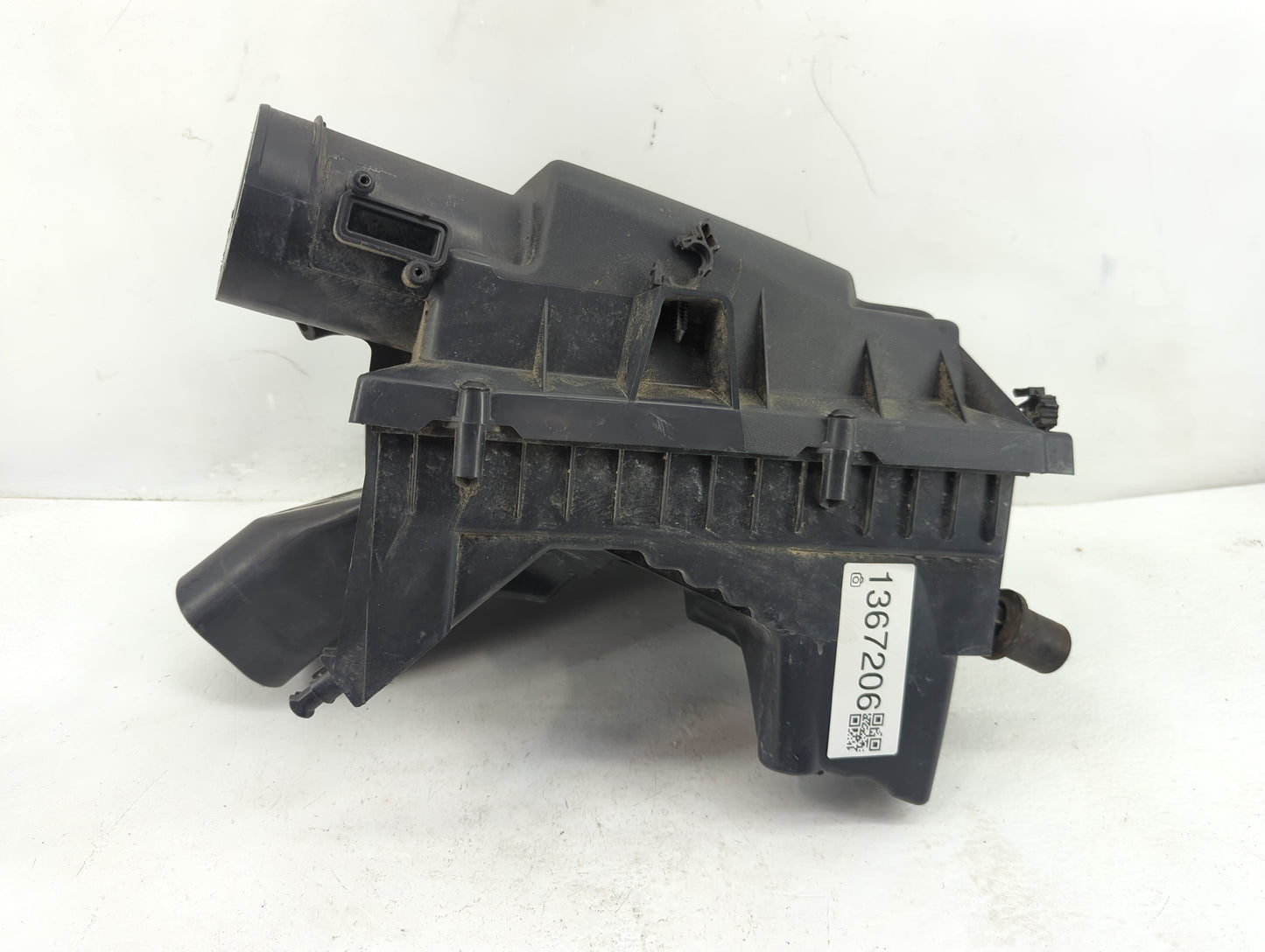 2011 Buick Regal Air Cleaner Intake-duct Hose Tube - Oemusedautoparts1.com