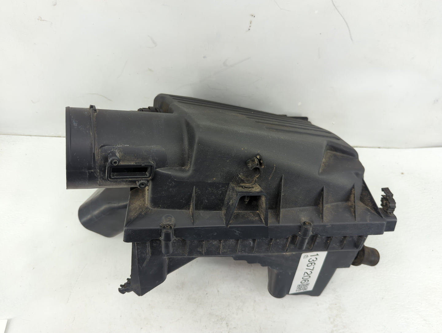 2011 Buick Regal Air Cleaner Intake-duct Hose Tube - Oemusedautoparts1.com