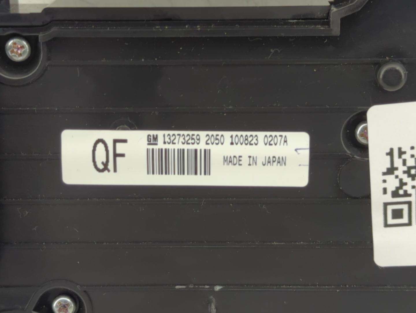 2011-2012 Buick Regal Radio Control Panel - Oemusedautoparts1.com