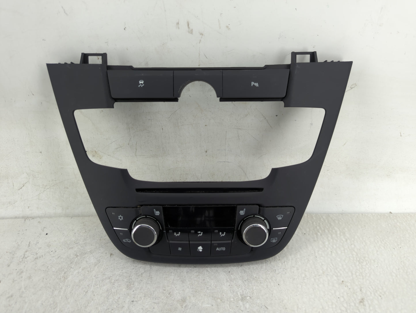 Buick Regal Radio Control Panel - Oemusedautoparts1.com