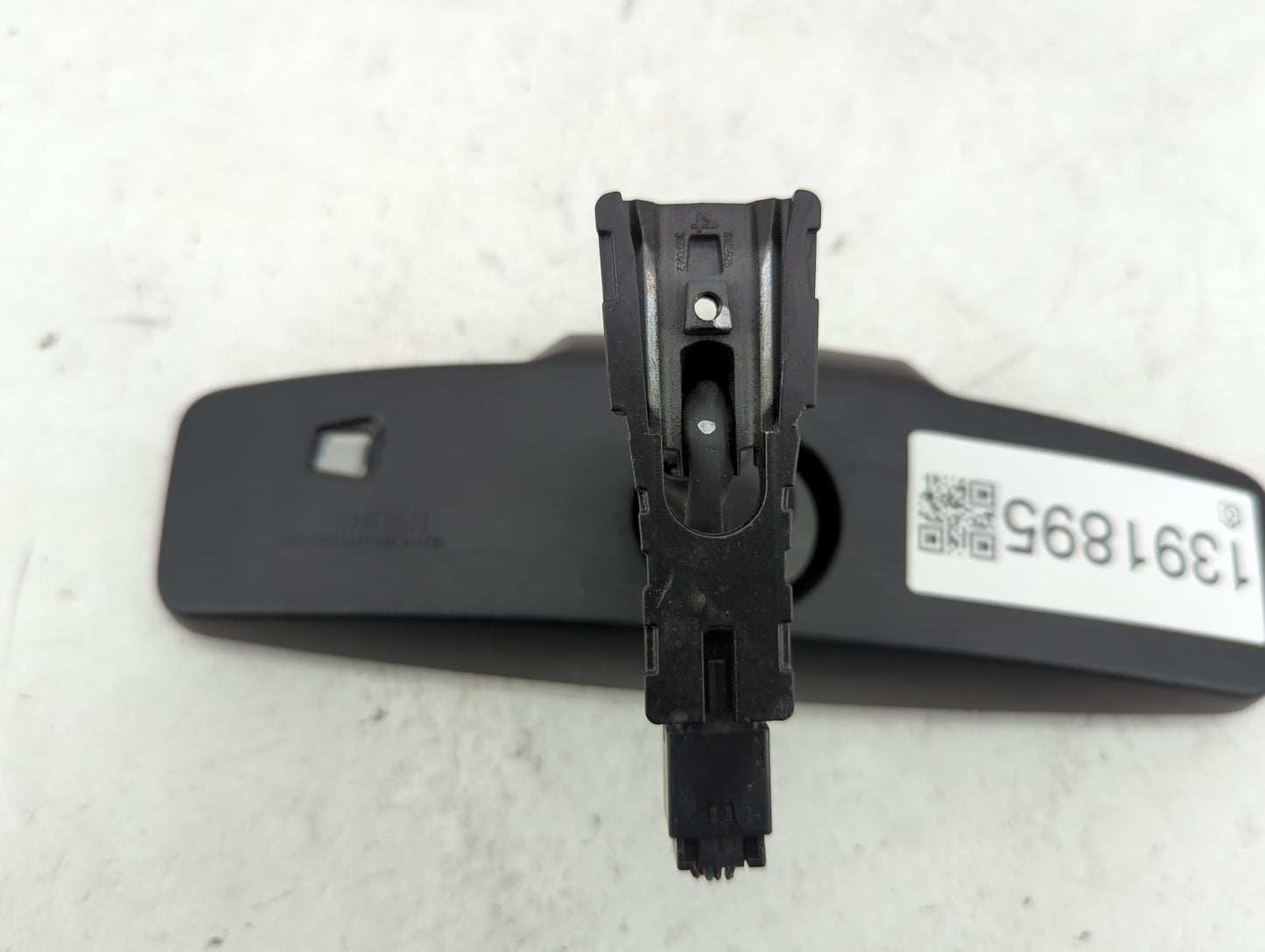 2011 Buick Regal Interior Rear View Mirror Replacement OEM P/N:13503845 Fits OEM Used Auto Parts - Oemusedautoparts1.com