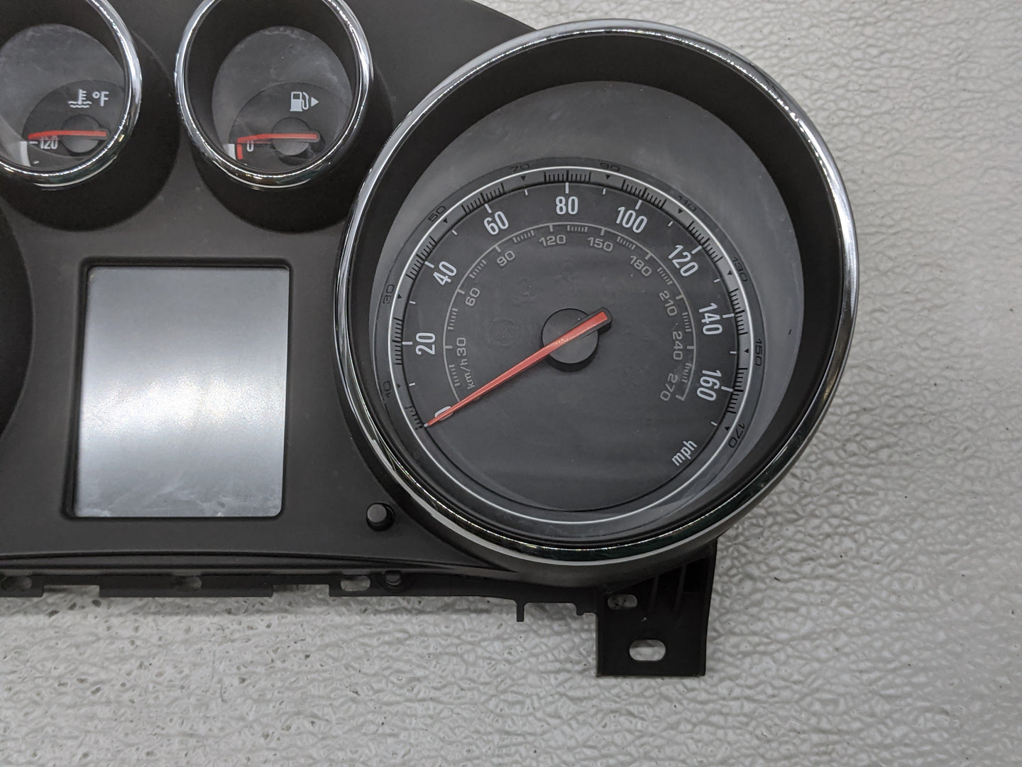 2011 Buick Regal Instrument Cluster Speedometer Gauges P/N:13332274 Fits OEM Used Auto Parts - Oemusedautoparts1.com