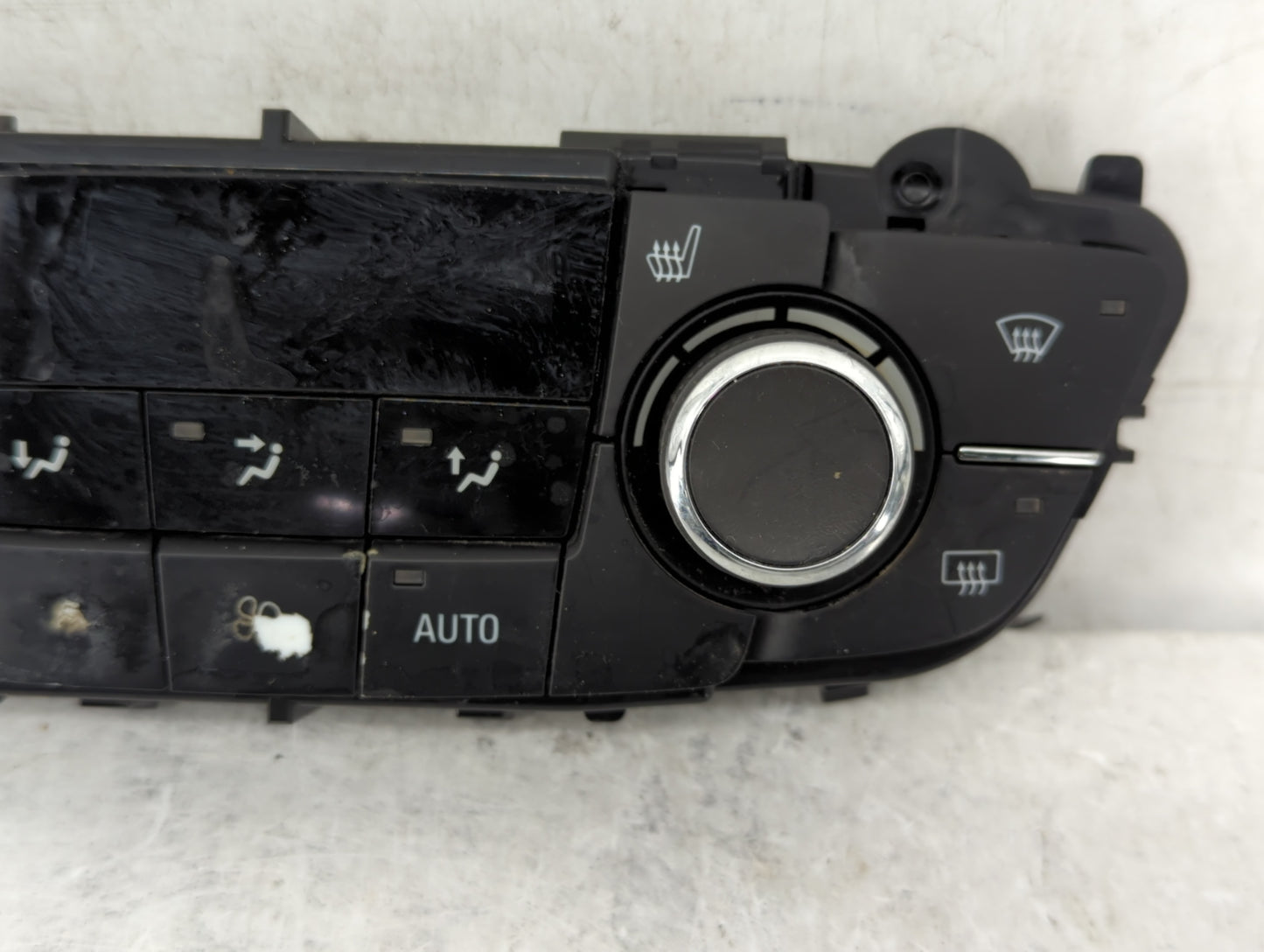 2011-2013 Buick Regal Climate Control Module Temperature AC/Heater Replacement P/N:13297381 Fits Fits 2011 2012 2013 OEM Use