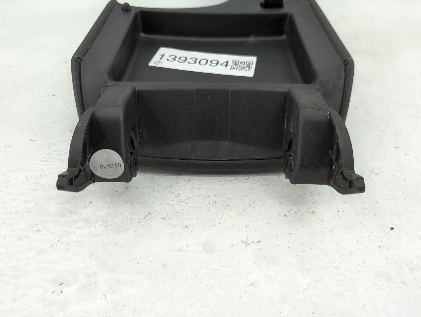 2011 Buick Regal Center Console Armrest Cover Lid Fits OEM Used Auto Parts - Oemusedautoparts1.com