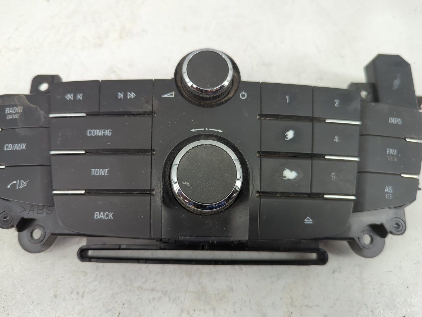 2011-2012 Buick Regal Radio Control Panel - Oemusedautoparts1.com