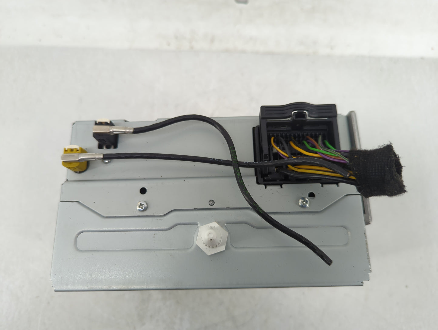 2011 Buick Regal Radio AM FM Cd Player Receiver Replacement P/N:20983517 Fits Fits 2010 OEM Used Auto Parts - Oemusedautopar