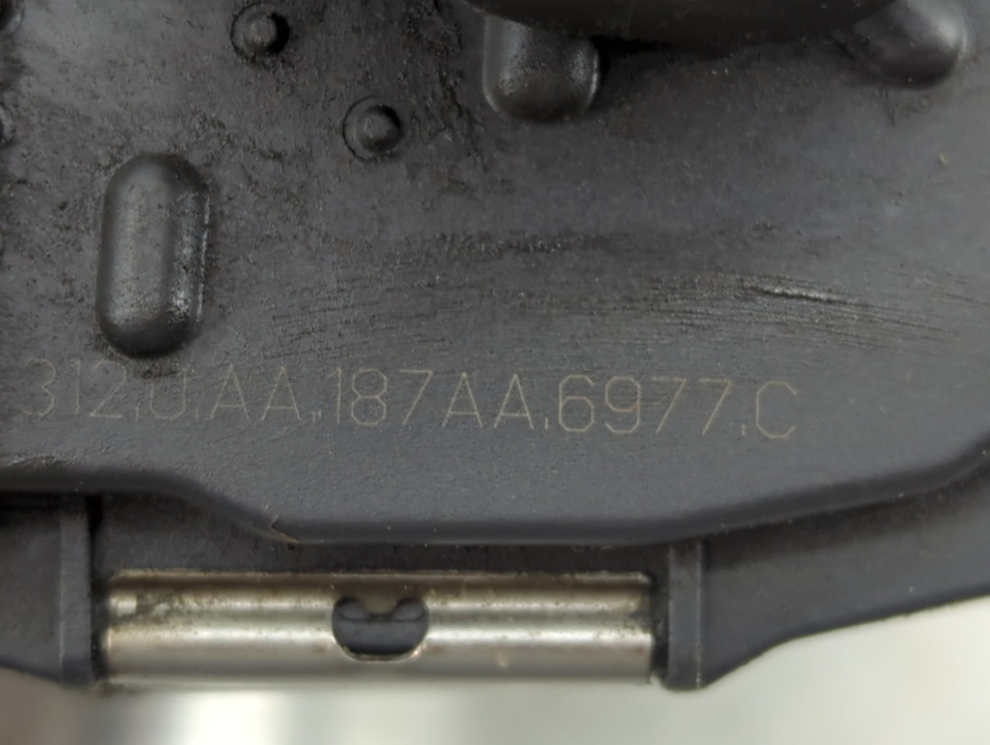 2011 Buick Regal Throttle Body P/N:668AA 186AA Fits Fits 2007 2008 2009 2010 OEM Used Auto Parts - Oemusedautoparts1.com
