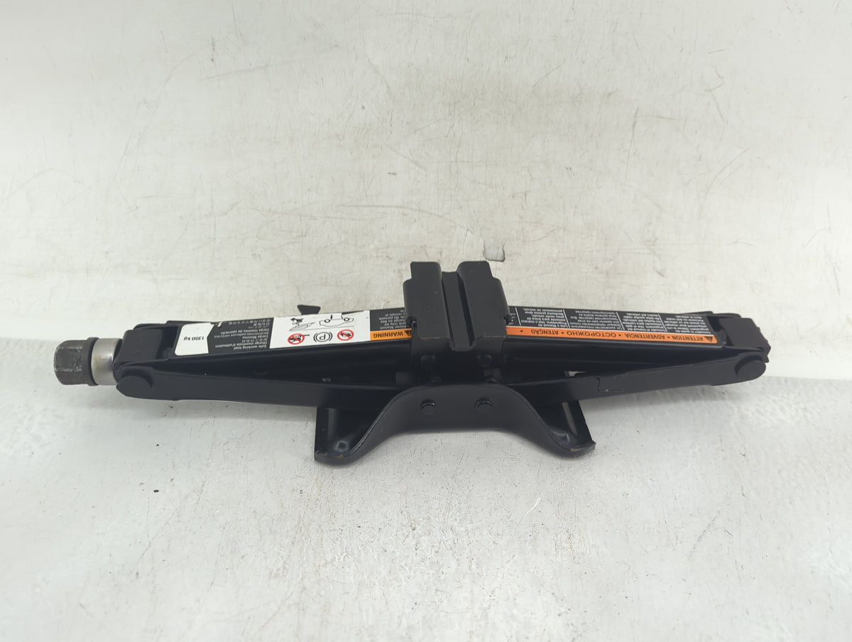 2011 Buick Regal Spare Scissor Car Jack 1415848 - Oemusedautoparts1.com