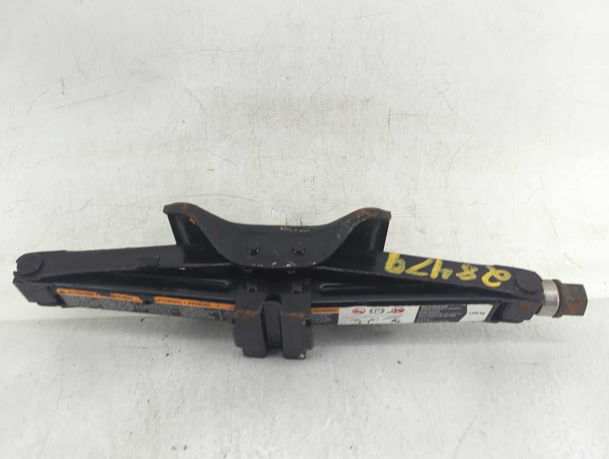 2011 Buick Regal Spare Scissor Car Jack 1415896 - Oemusedautoparts1.com