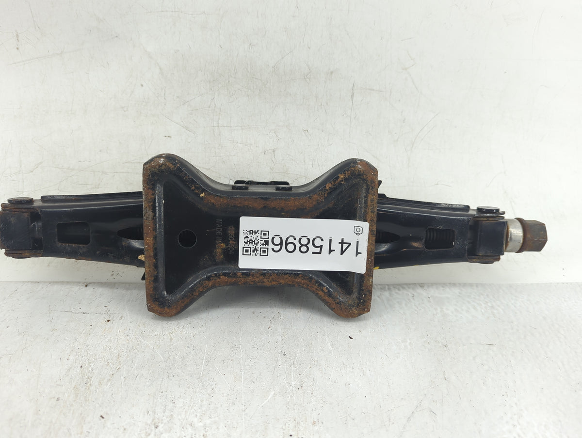 2011 Buick Regal Spare Scissor Car Jack 1415896 - Oemusedautoparts1.com