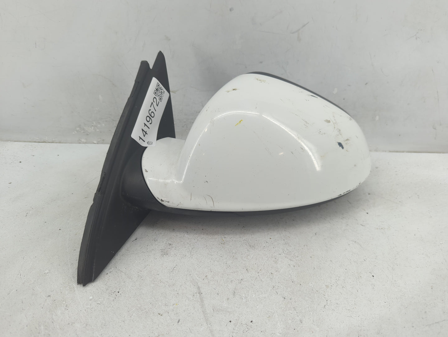 2011-2013 Buick Regal Driver Side View Mirror - Left Door Mirror OEM Used - Oemusedautoparts1.com