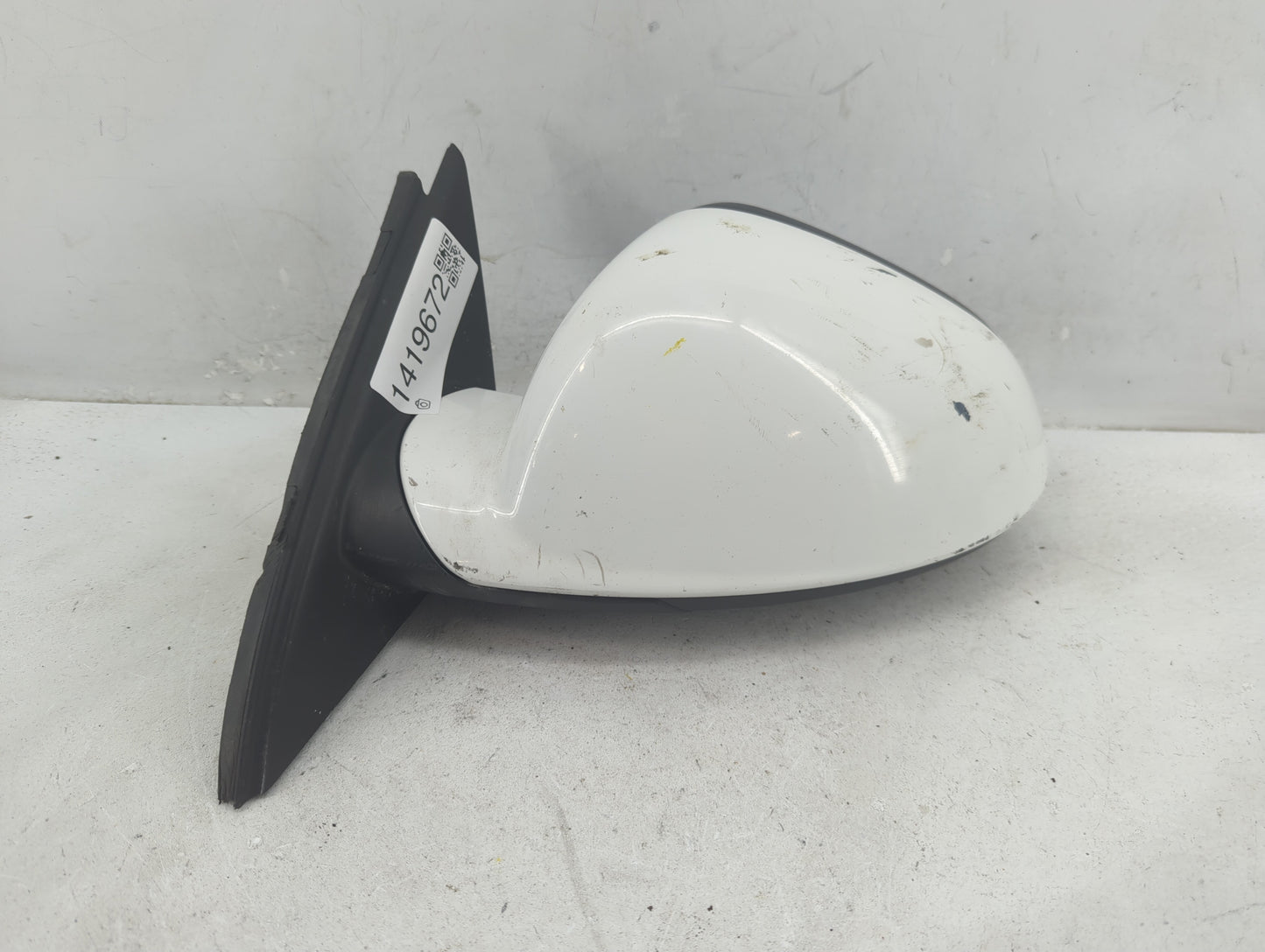 2011-2013 Buick Regal Driver Side View Mirror - Left Door Mirror OEM Used - Oemusedautoparts1.com