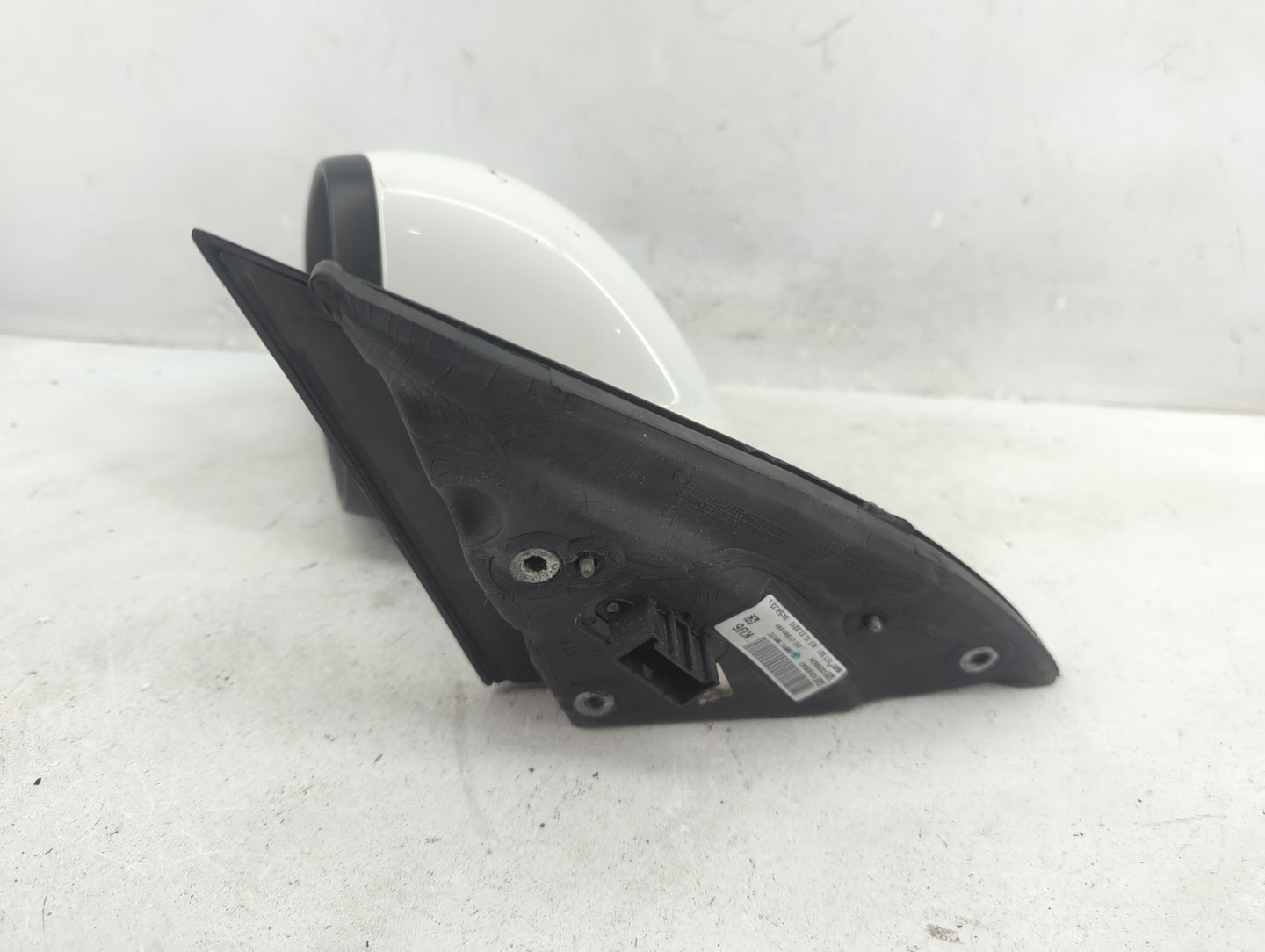 2011-2013 Buick Regal Driver Side View Mirror - Left Door Mirror OEM Used - Oemusedautoparts1.com