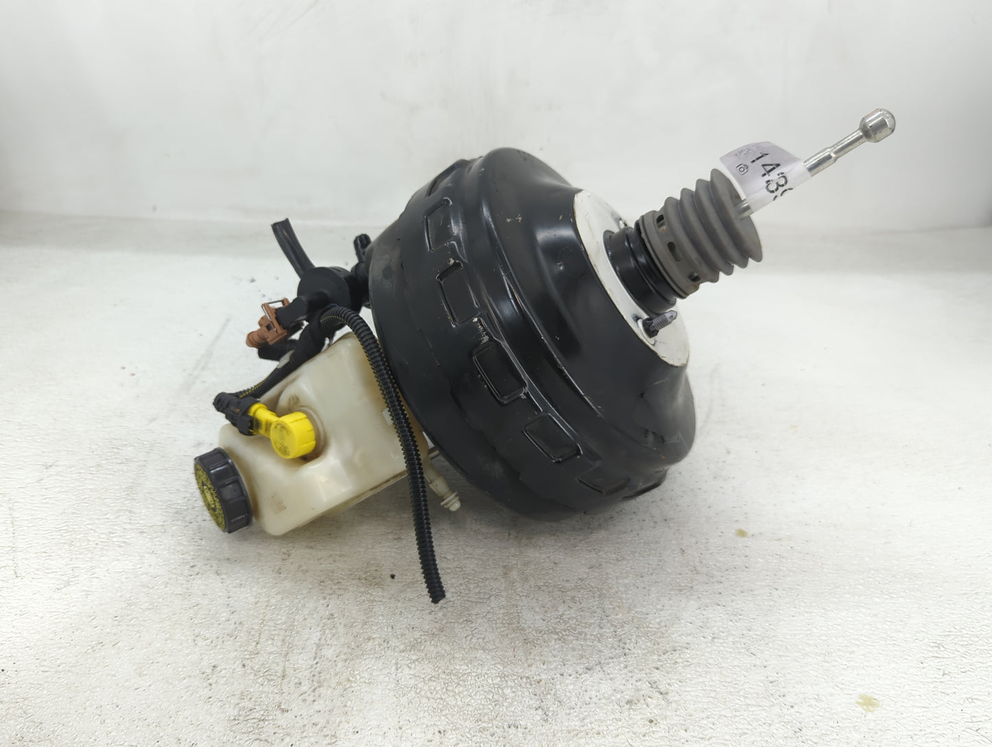 2011-2011 Buick Regal Power Brake Booster Oem - Oemusedautoparts1.com