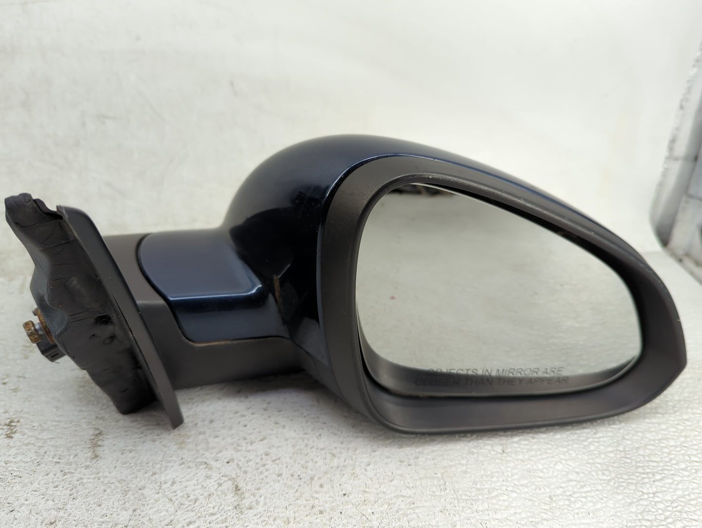 2011-2013 Buick Regal Driver Side View Mirror - Left Door Mirror OEM Used - Oemusedautoparts1.com