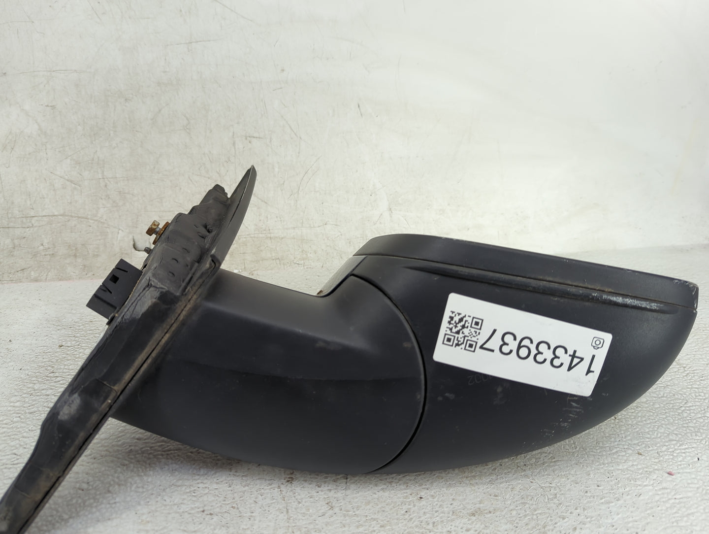 2011-2013 Buick Regal Driver Side View Mirror - Left Door Mirror OEM Used - Oemusedautoparts1.com