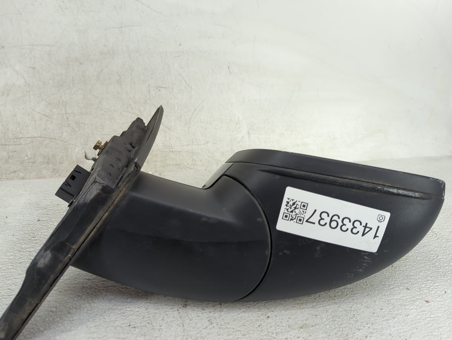 2011-2013 Buick Regal Driver Side View Mirror - Left Door Mirror OEM Used - Oemusedautoparts1.com