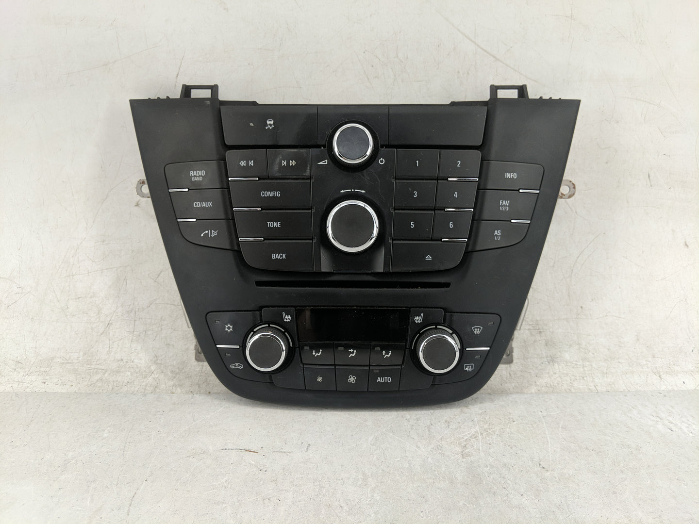 2011-2012 Buick Regal Radio Control Panel 1445609 - Oemusedautoparts1.com