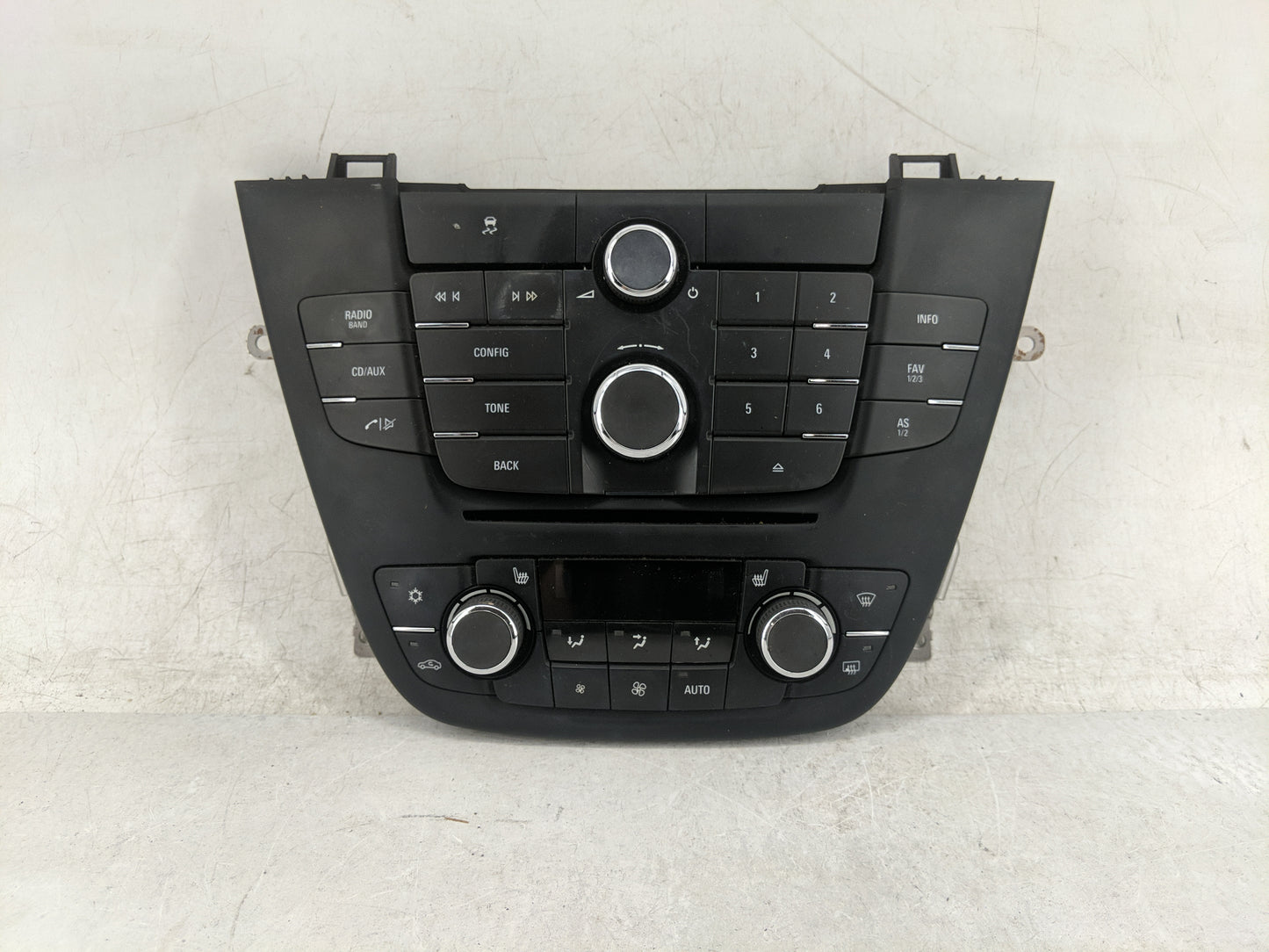 2011-2012 Buick Regal Radio Control Panel 1445609 - Oemusedautoparts1.com