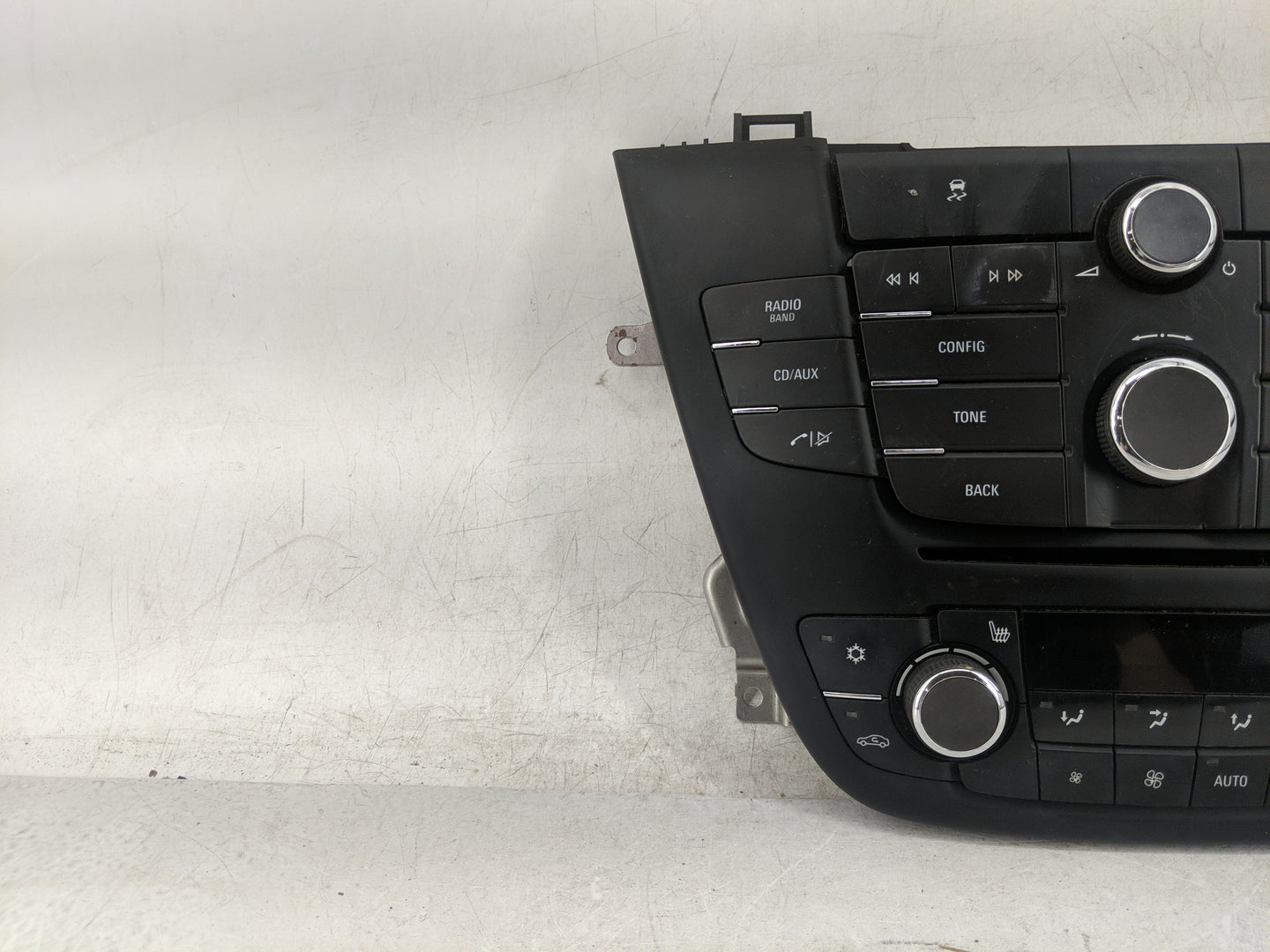 2011-2012 Buick Regal Radio Control Panel 1445609 - Oemusedautoparts1.com