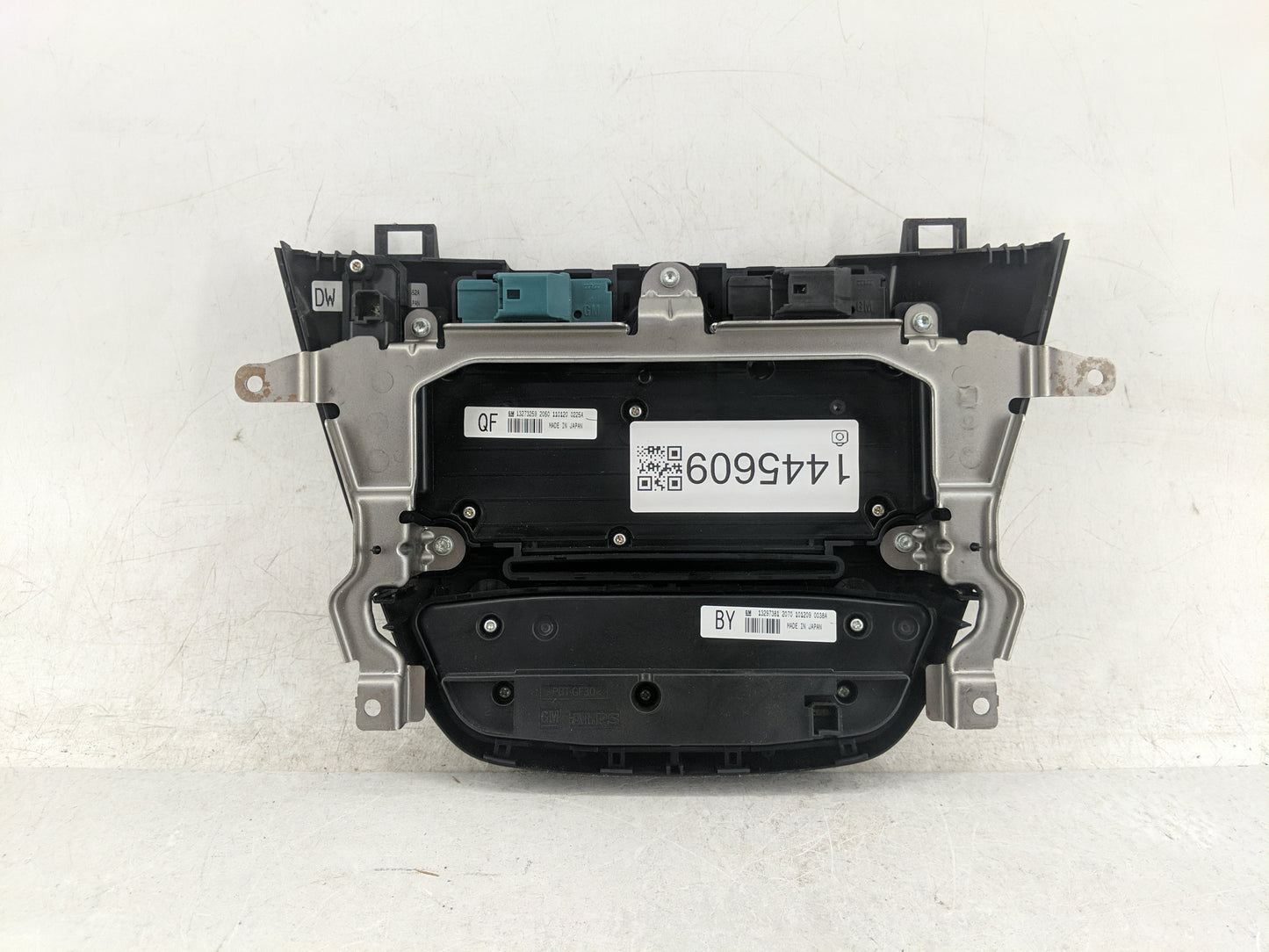 2011-2012 Buick Regal Radio Control Panel 1445609 - Oemusedautoparts1.com