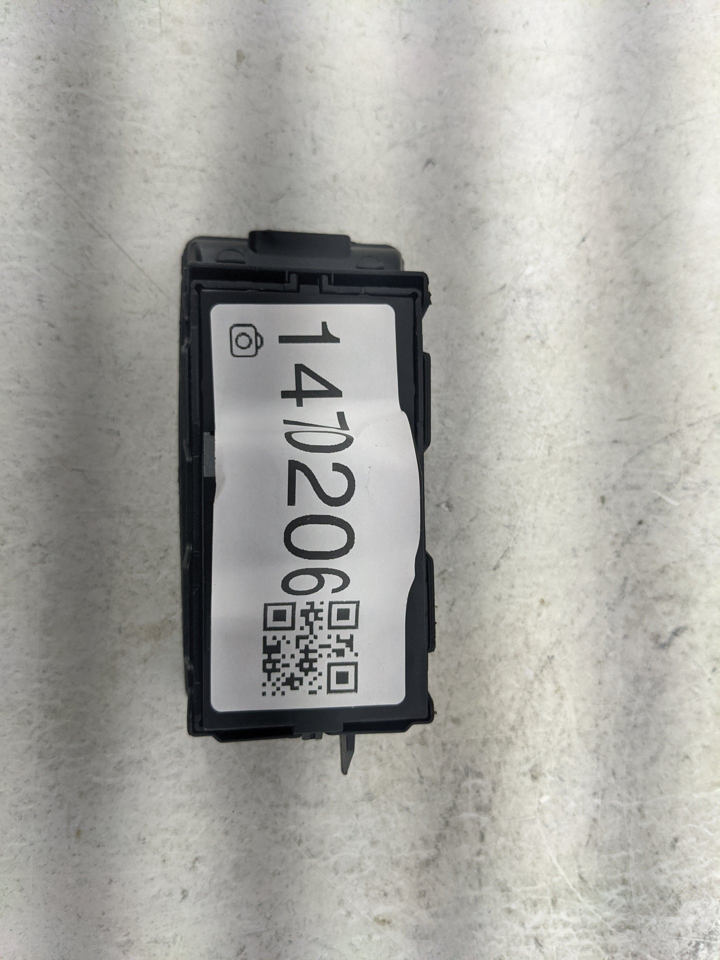 2011 Buick Regal Master Power Window Switch Replacement Driver Side Left P/N:20834104-02 Fits Fits 2012 OEM Used Auto Parts 