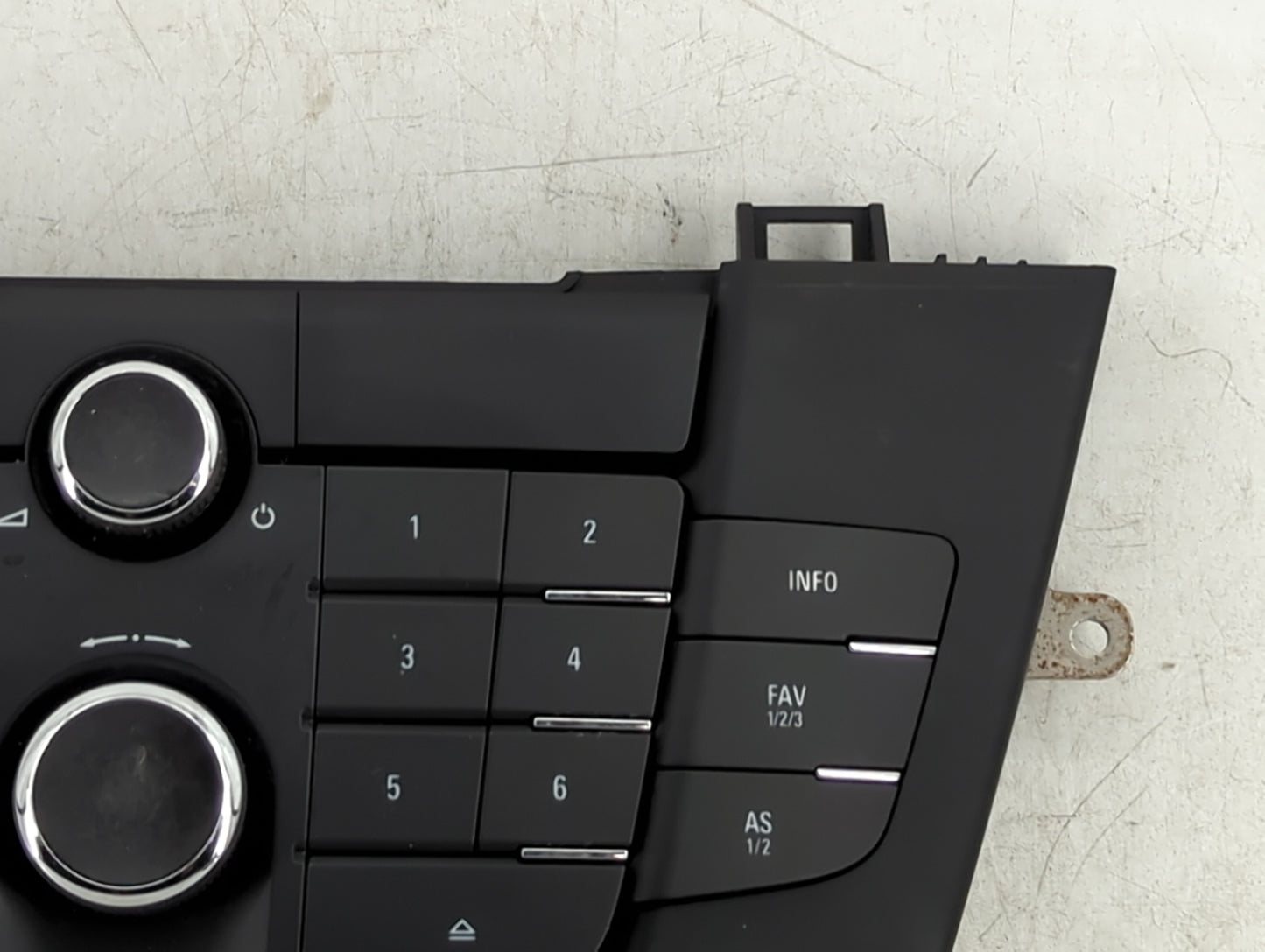 2011-2012 Buick Regal Radio Control Panel 1476480 - Oemusedautoparts1.com