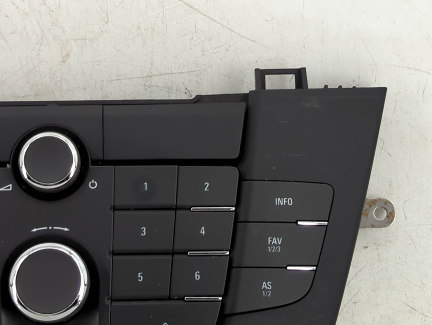 Buick Regal Radio Control Panel 1476481 - Oemusedautoparts1.com
