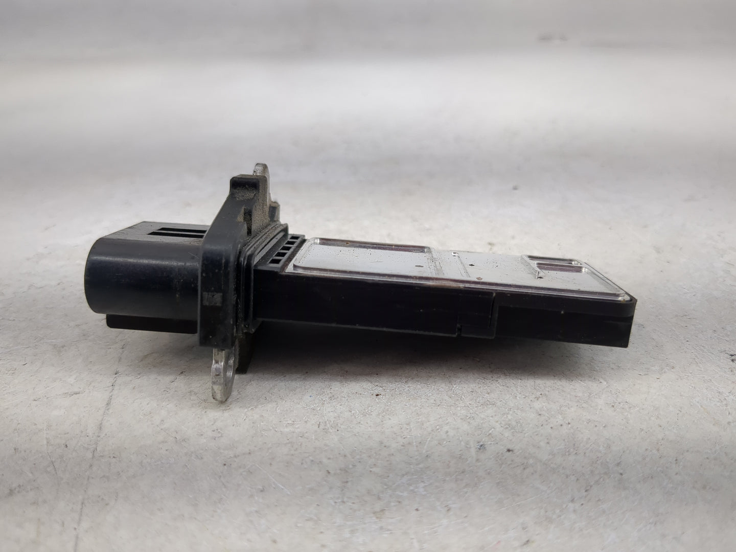 2011-2016 Buick Regal Mass Air Flow Meter Maf 1486084 - Oemusedautoparts1.com