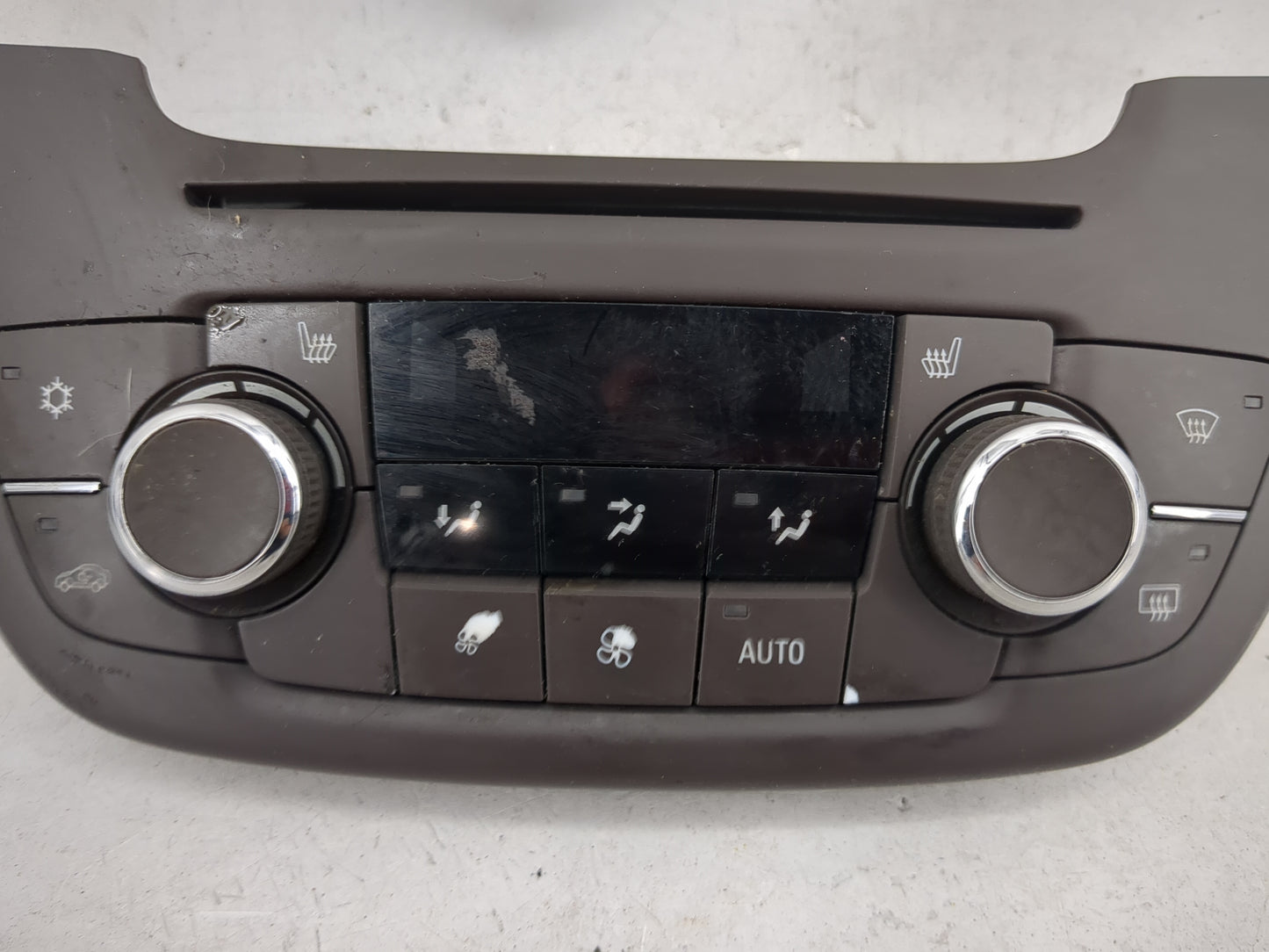 2011-2013 Buick Regal Climate Control Module Temperature AC/Heater Replacement P/N:13297382 Fits Fits 2011 2012 2013 OEM Use