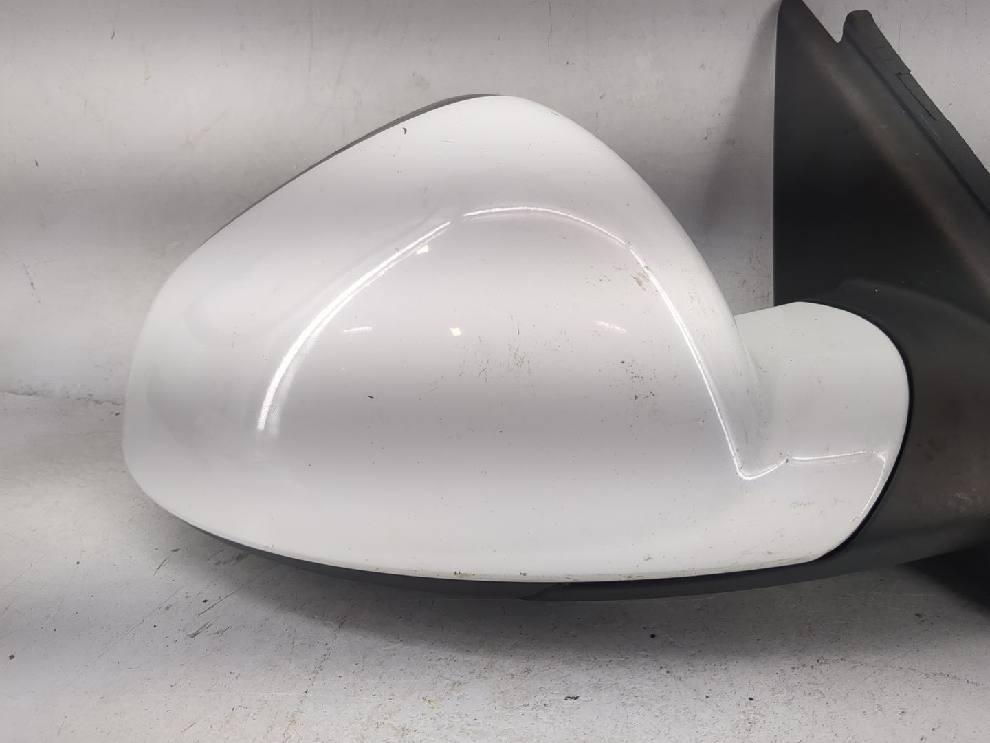 2011-2013 Buick Regal Passenger Side View Mirror - Right Door Mirror OEM Used - Oemusedautoparts1.com